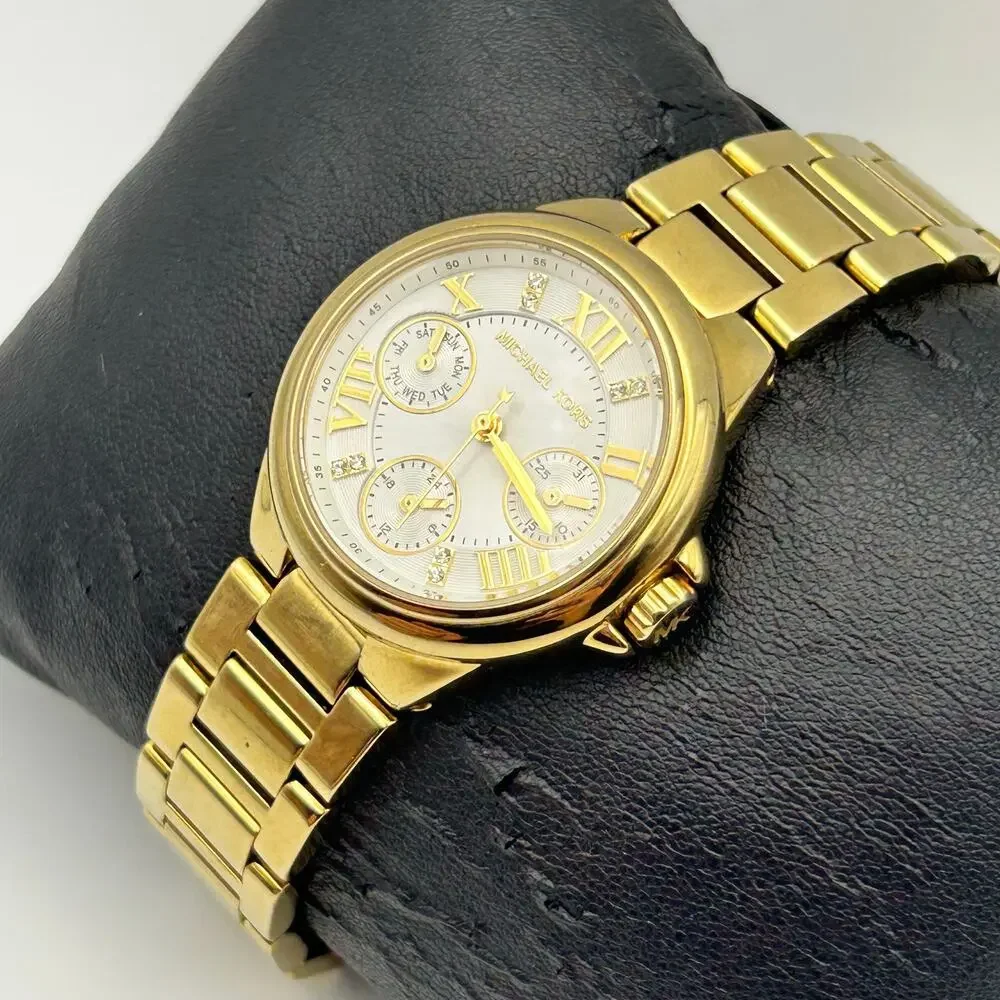 Michael Kors discover timeless